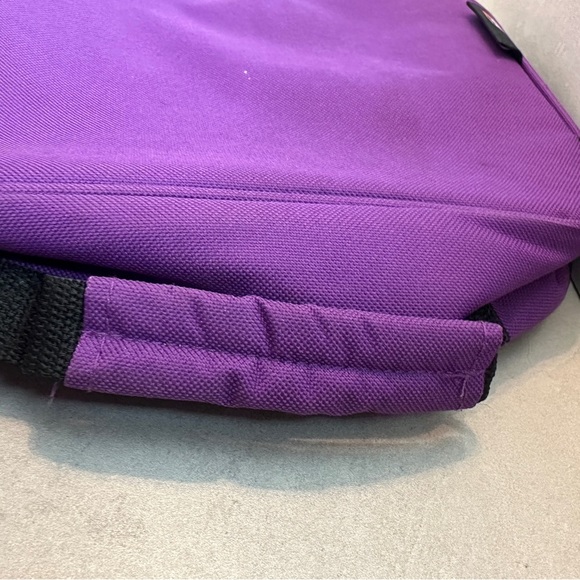 Northwest Officially Licensed NCAA Accelerator Insulated Lunch Bag (LSU Tigers) - Picture 5 of 6